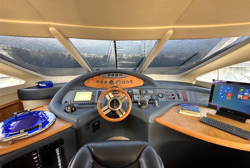 Azimut 62 - Photo 6